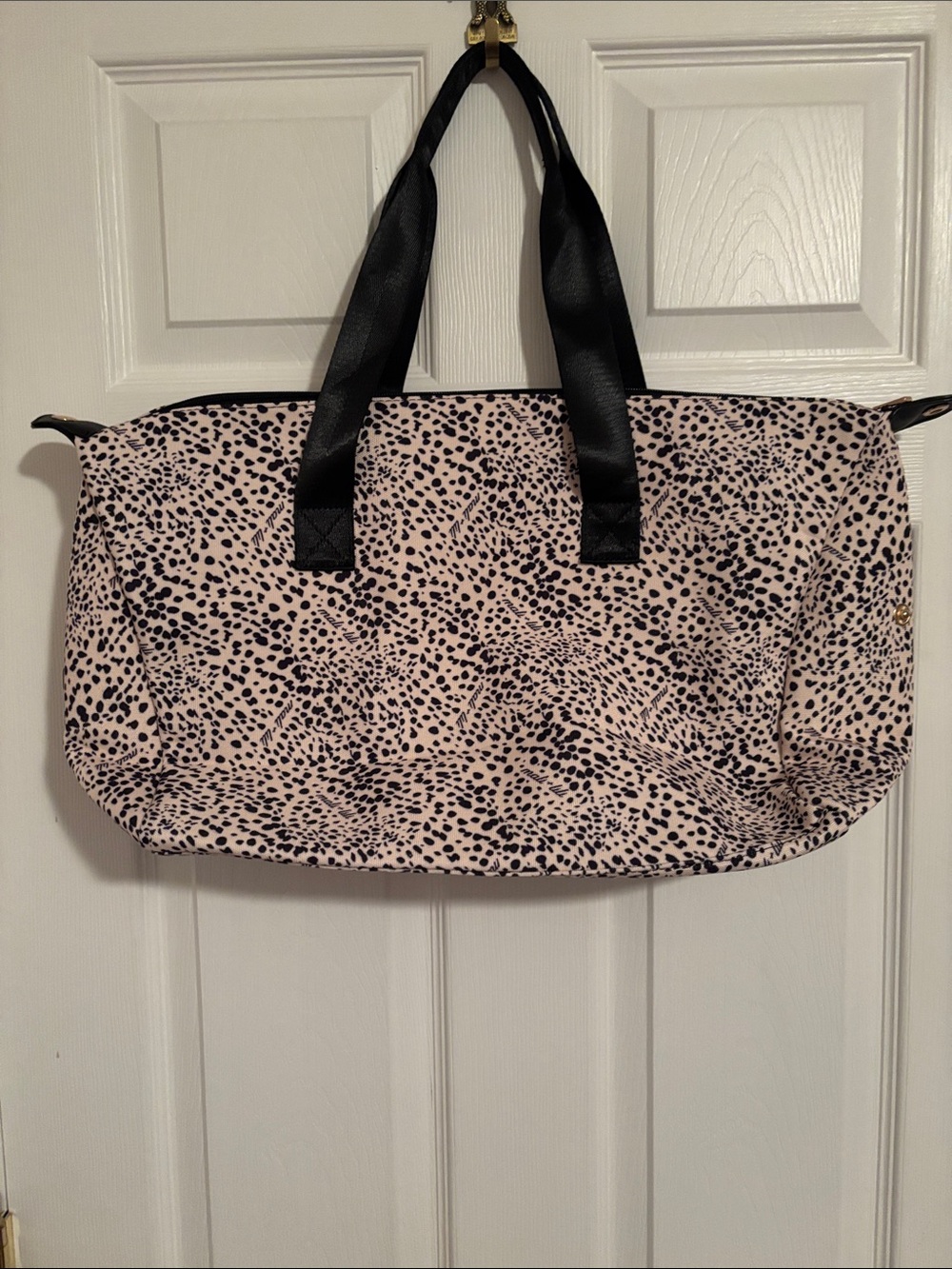 Mali & Lili Black Spotted Weekend Tote - Picture 3 of 3